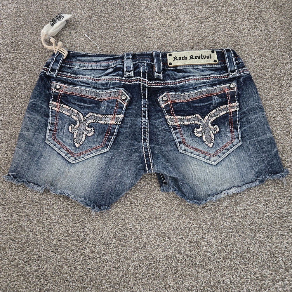 NWT New Windie Bling Shorts size 28